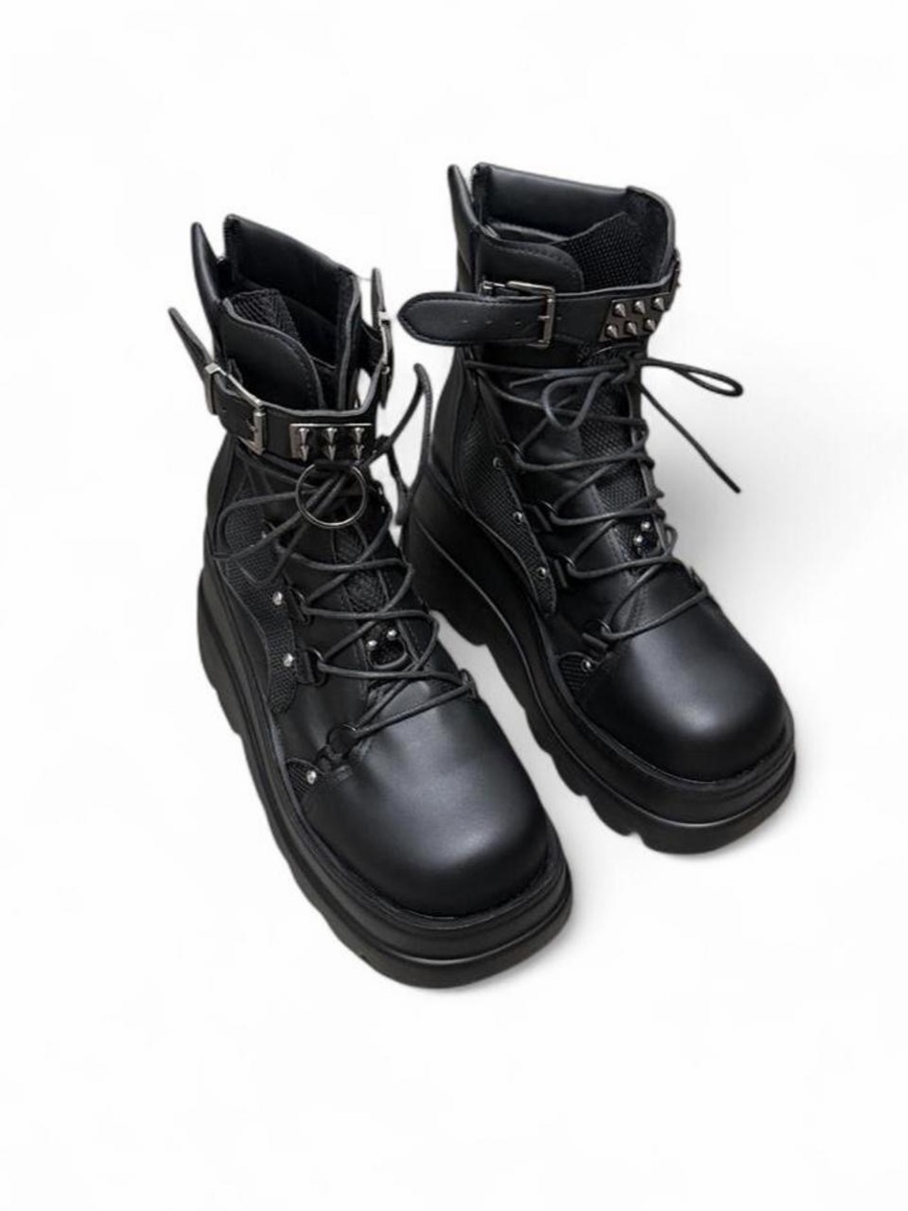 Black Studded Platform Combat Boots Size 42/ US Women’s 11 Goth Punk Cyber Y2K N
